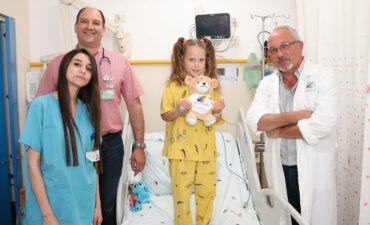לראשונה בישראל: ניתוח כריתת אונת ריאה לילדה באמצעות דה-וינצ'י – MAKO